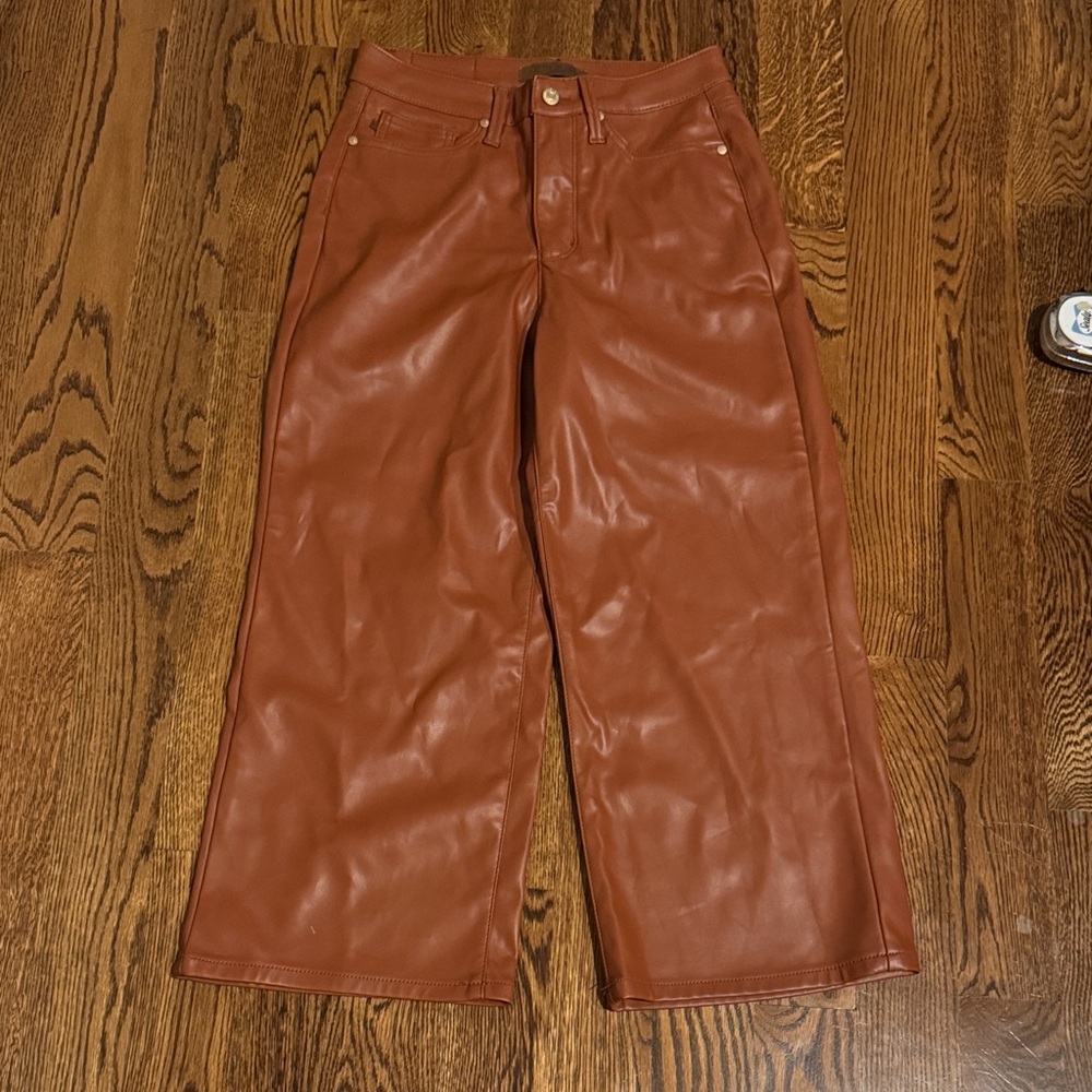 Judy Blue Brown Cropped Pants